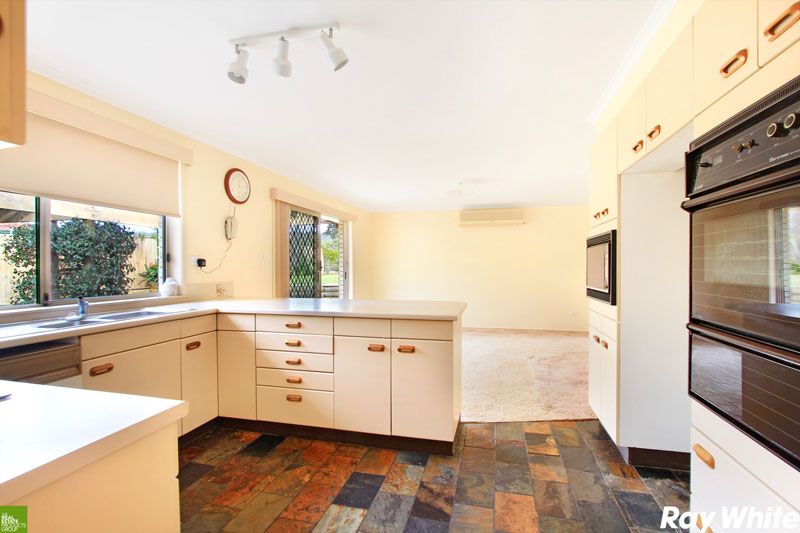 14 Honeysuckle Place, ALBION PARK RAIL, NSW 2527