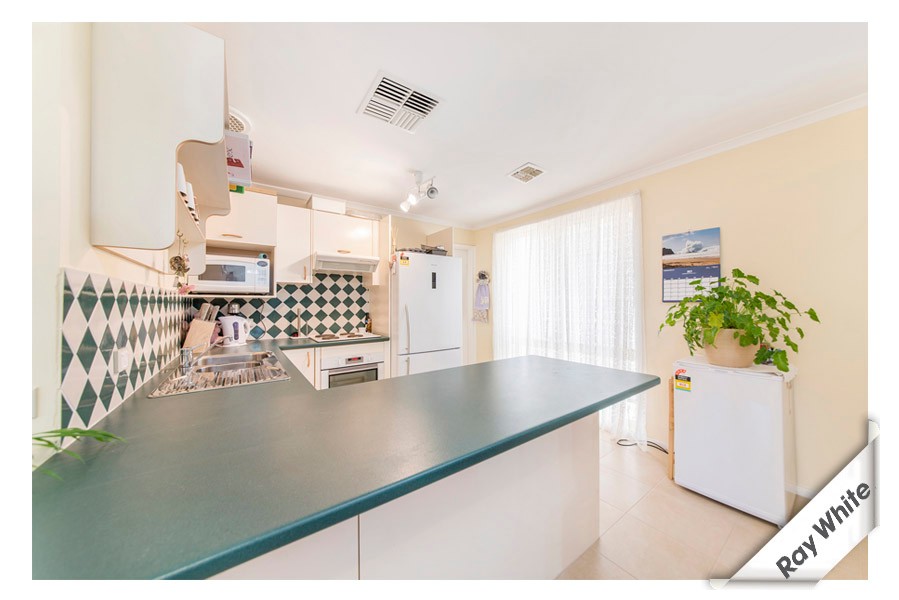 2 Macqueen Place, CHARNWOOD, ACT 2615