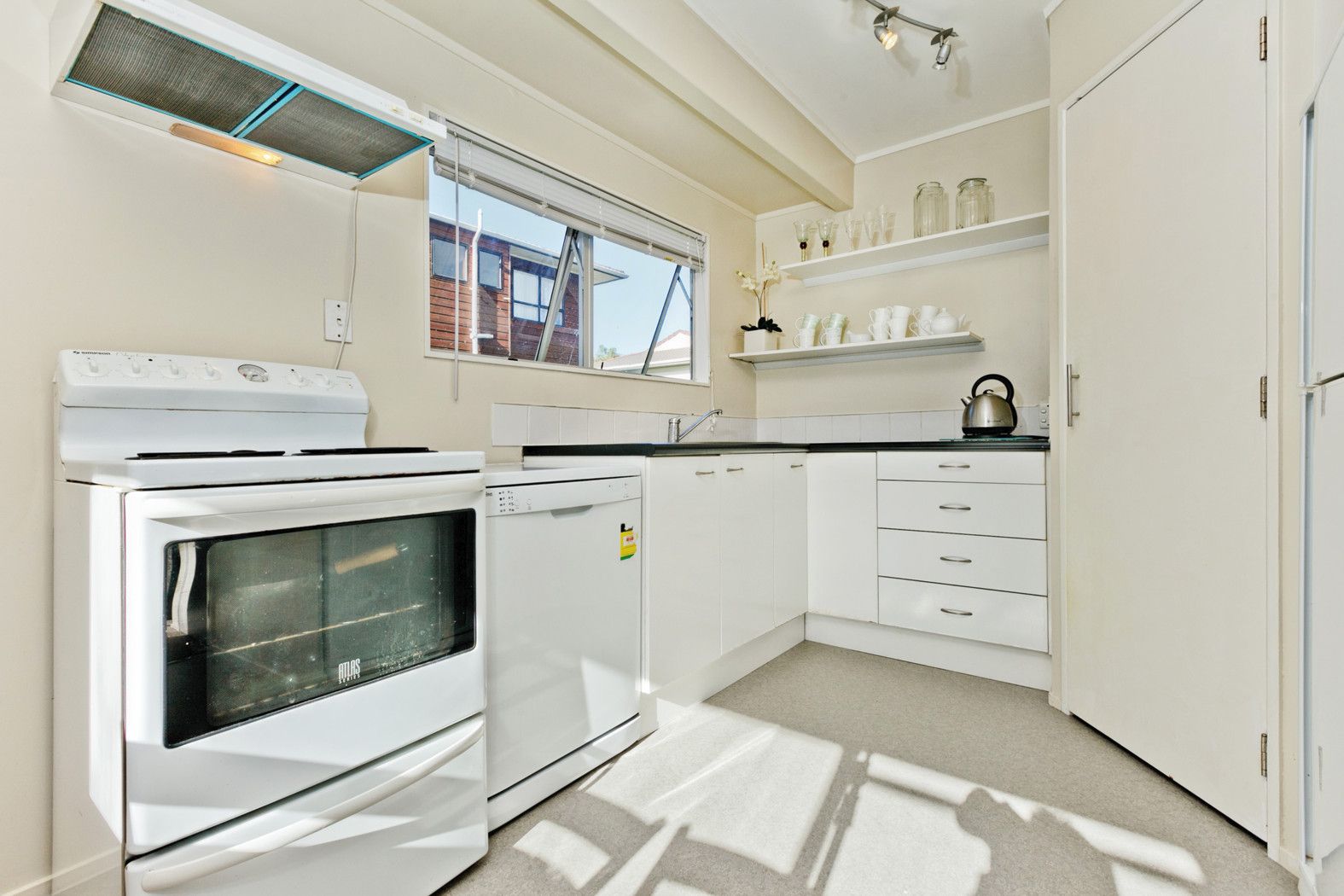 61A Target Road, TOTARAVALE, North Shore City