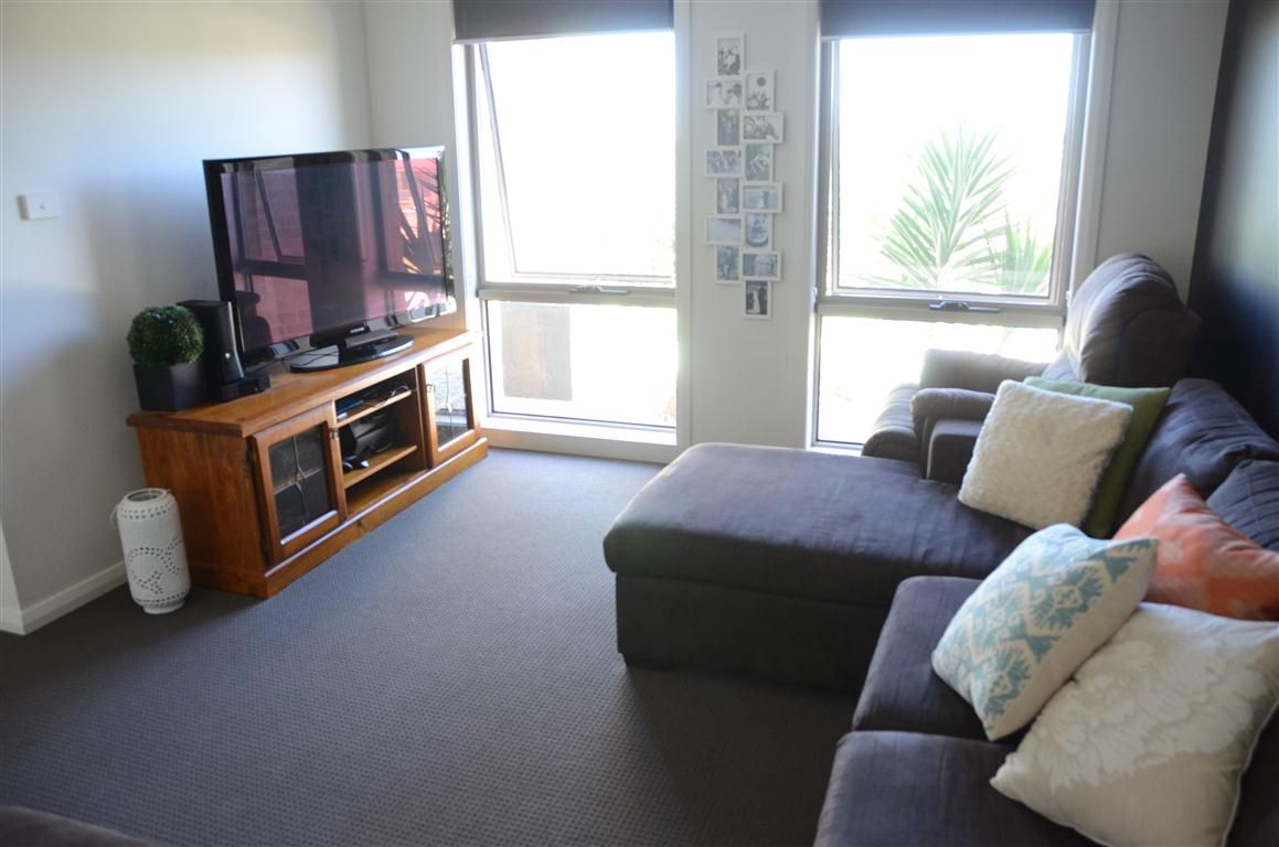 9 Cedar Crescent, PARKES, NSW 2870