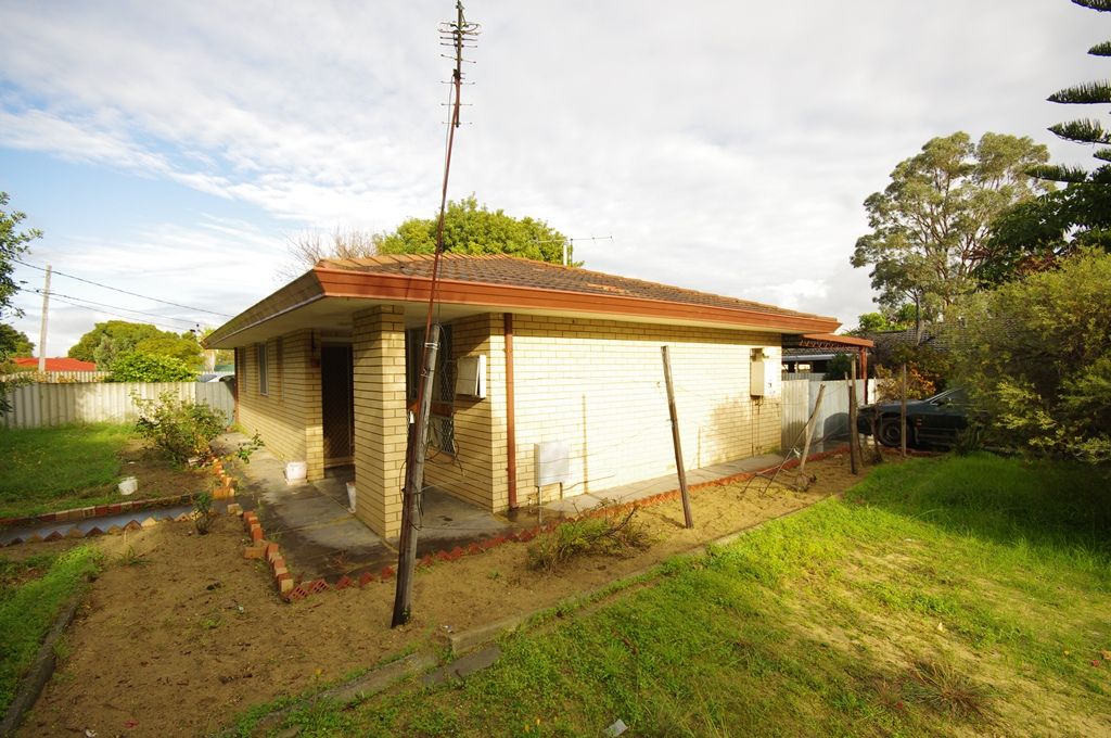 1 Whitehouse Drive, KOONDOOLA, WA 6064