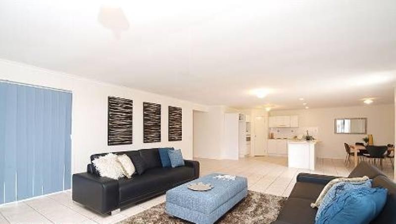 8 Teatree Court, WARNER, QLD 4500