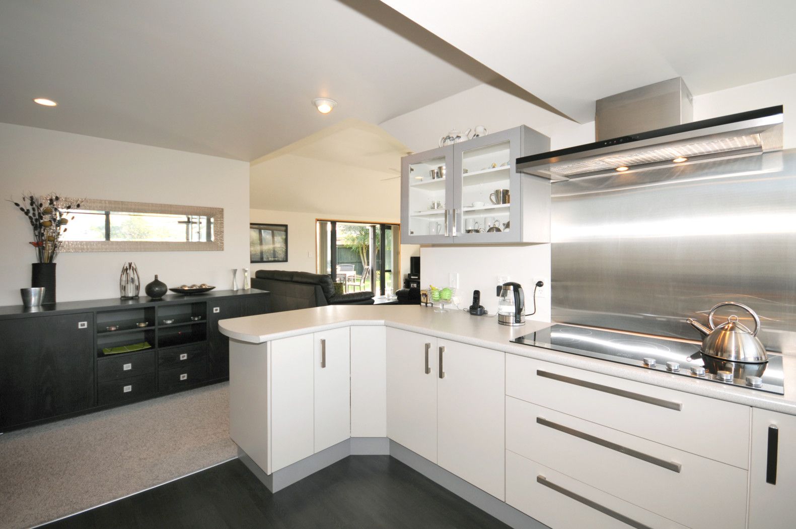 8 Giles Place, SHIRLEY, Christchurch City
