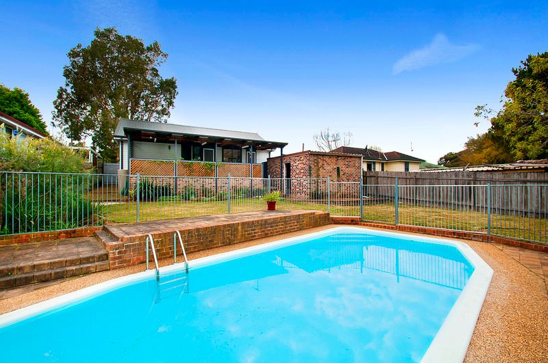 24 Otford Road, HELENSBURGH NSW 2508