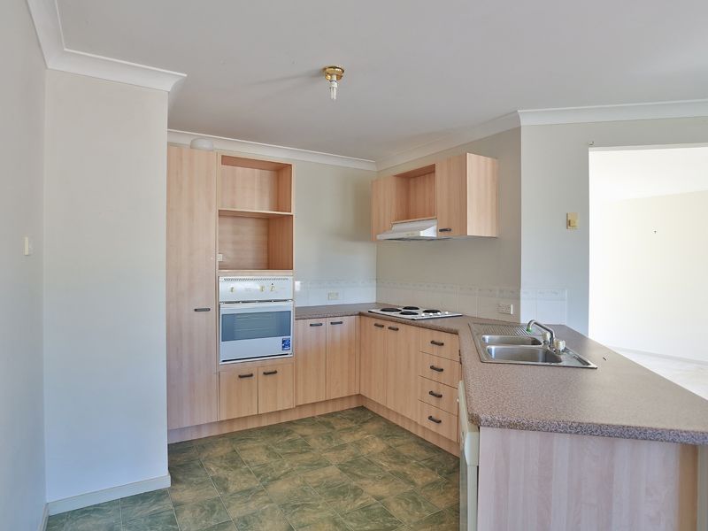 61 Lilly Pilly Crescent, FITZGIBBON, QLD 4018