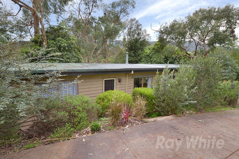 44 Francis Crescent, FERNTREE GULLY, VIC 3156