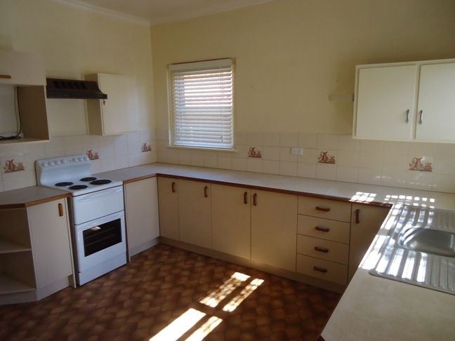 98 Cowper Street, GOULBURN, NSW 2580