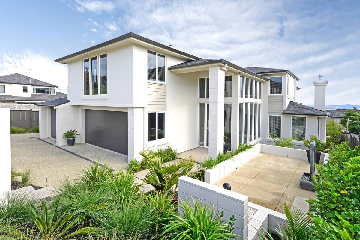 31 Armstrong Farm Drive, Dannemora, Manukau City Real Estate Ray