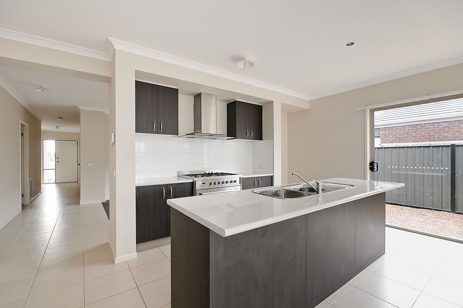 23 Grevillea Street, CRAIGIEBURN, VIC 3064