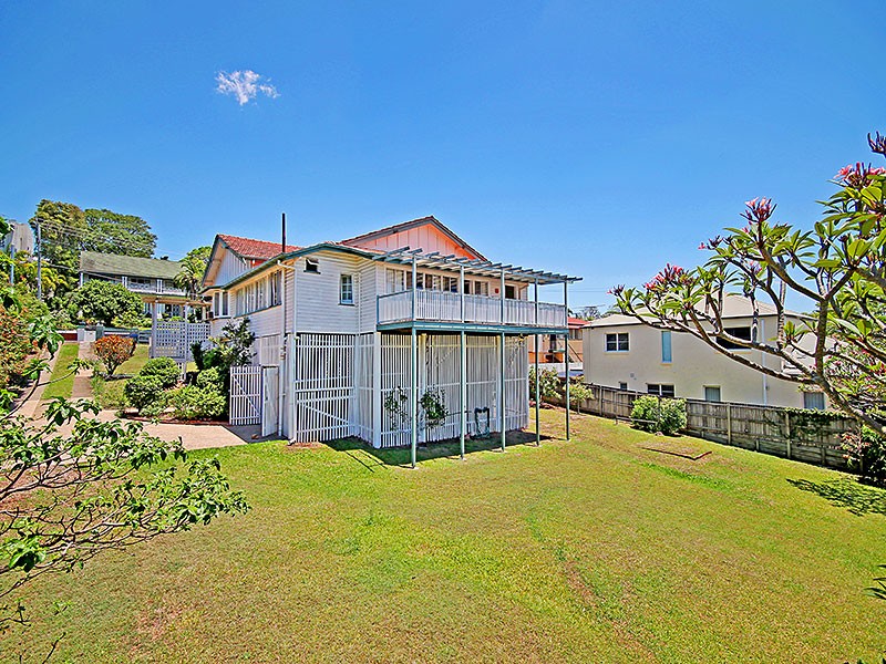28 Windermere Road, Hamilton, QLD 4007