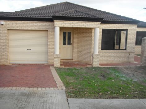 28 Ilumba Road, NOLLAMARA, WA 6061