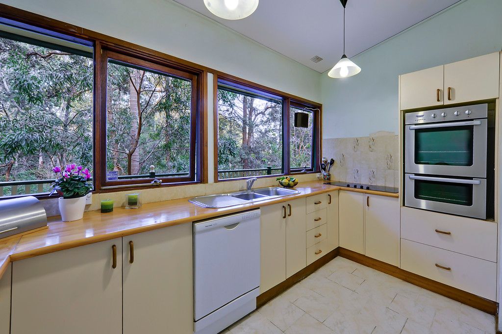 20 Butterfield Street, THORNLEIGH, NSW 2120