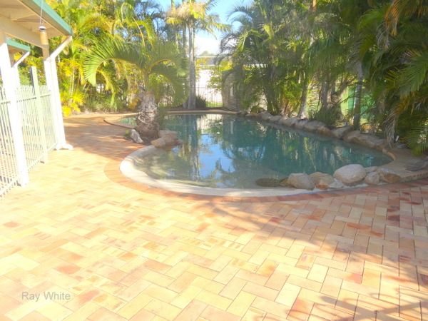 285 Old Bay Road, BURPENGARY, QLD 4505