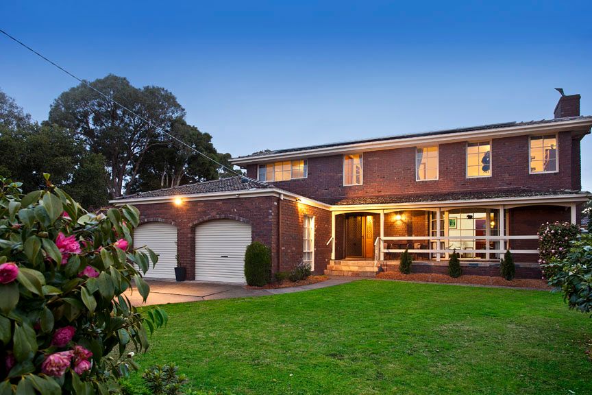 5 Mundara Court, GLEN WAVERLEY VIC 3150