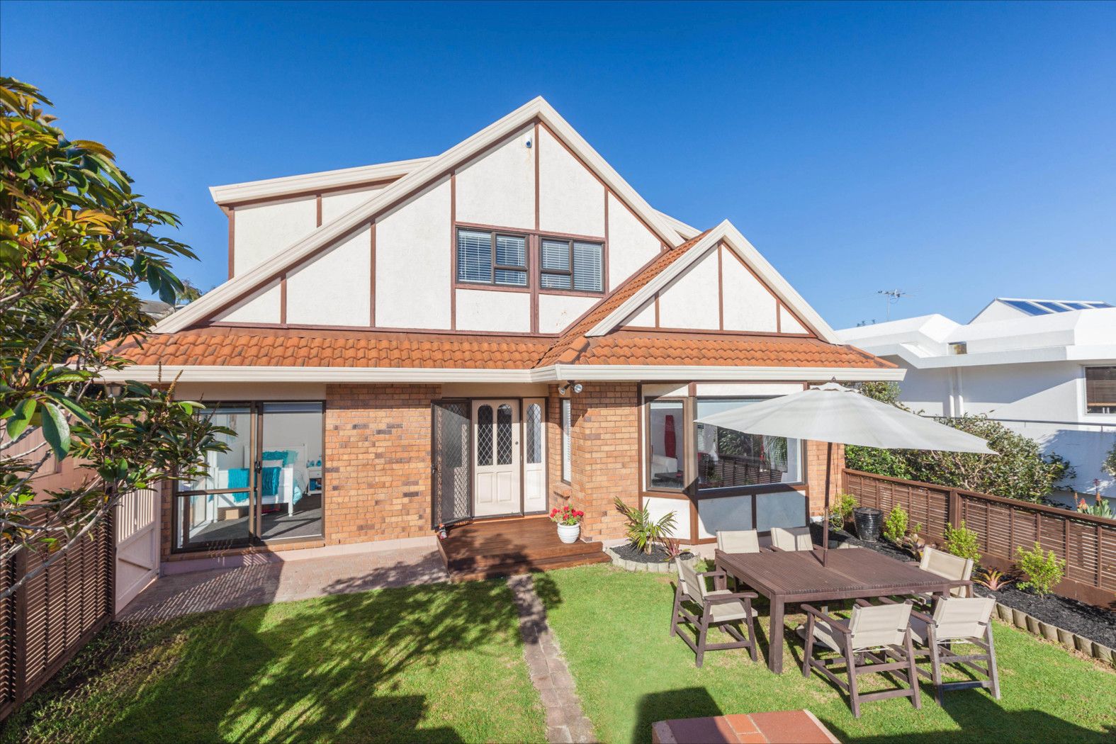 25a Devon Road, BUCKLANDS BEACH, Manukau City