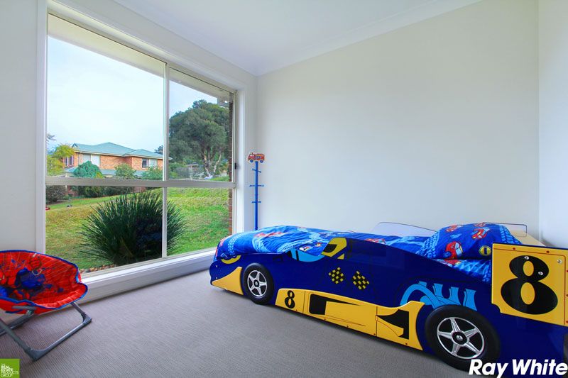 10 Murray Close, ALBION PARK, NSW 2527