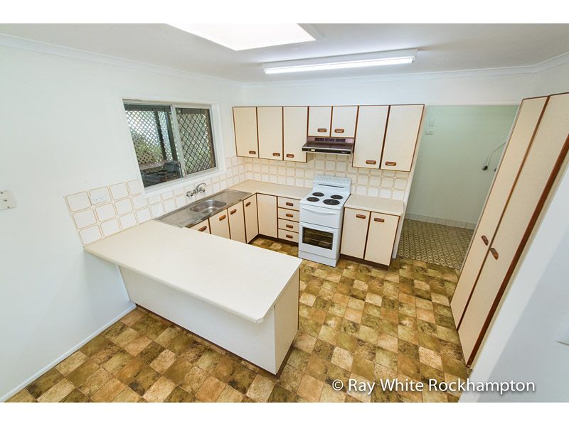 28 McColl Street, NORMAN GARDENS, QLD 4701