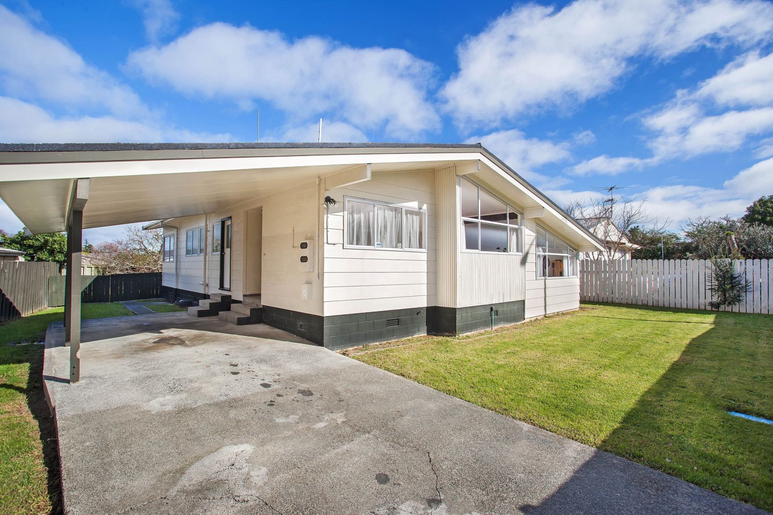 70 Rowandale Avenue, MANUKAU, Manukau City
