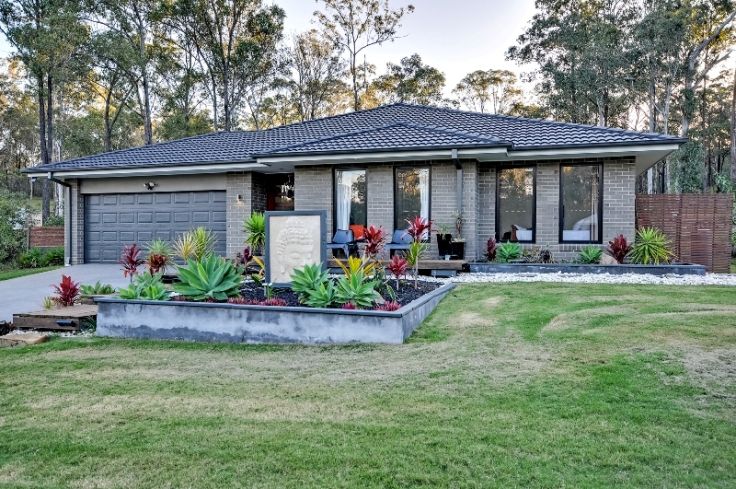 24 Shiloh Court, PINE MOUNTAIN, QLD 4306