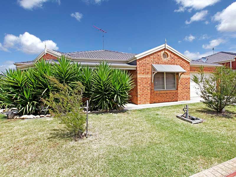 8 Jackson Court, GROVEDALE, VIC 3216