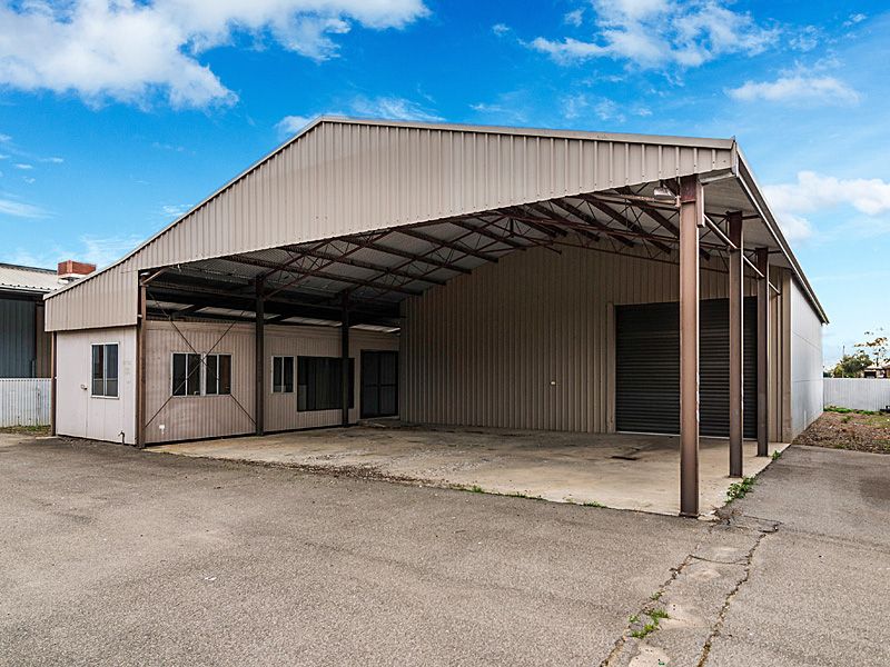 221 Adelaide Road, MURRAY BRIDGE, SA 5254