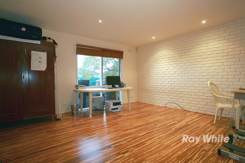 1 Montclair Close, SPRINGVALE SOUTH, VIC 3172
