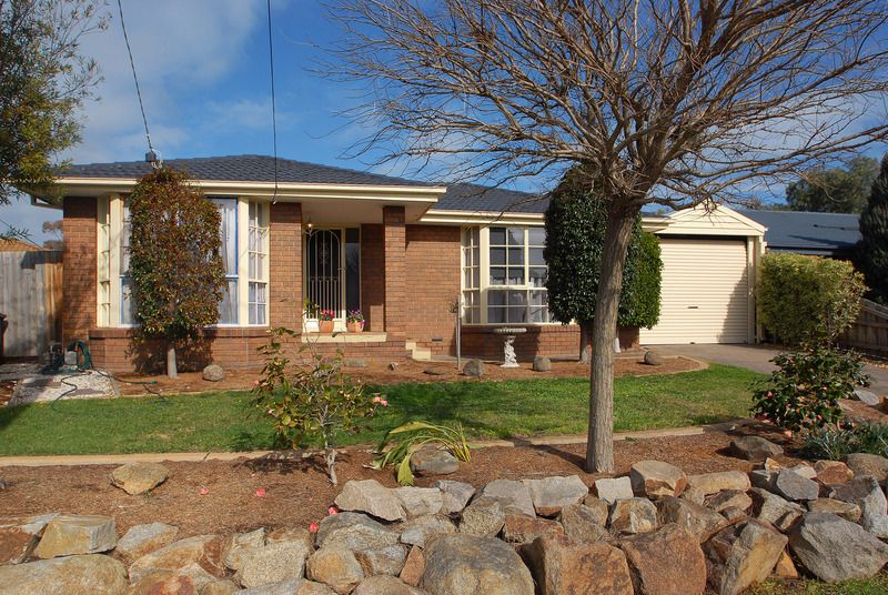 17 Wildcroft Court, CARRUM DOWNS, VIC 3201