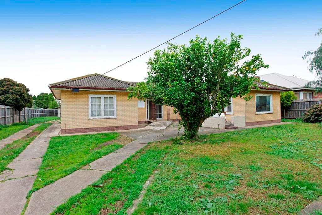 16 Station Lake Road, LARA, VIC 3212