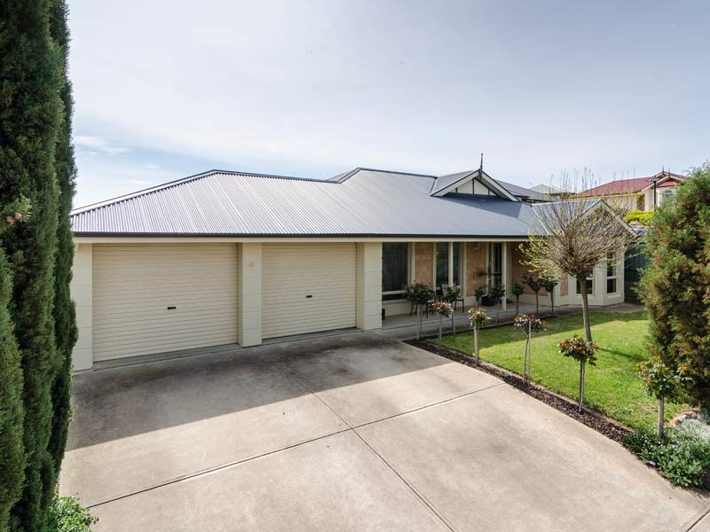 15 Emma Road, NAIRNE, SA 5252