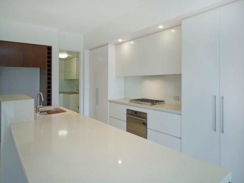 7513 Springfield Drive, HOPE ISLAND, QLD 4212