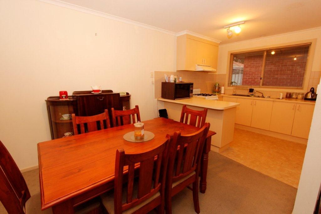1/172 Thornhill Road, HIGHTON, VIC 3216
