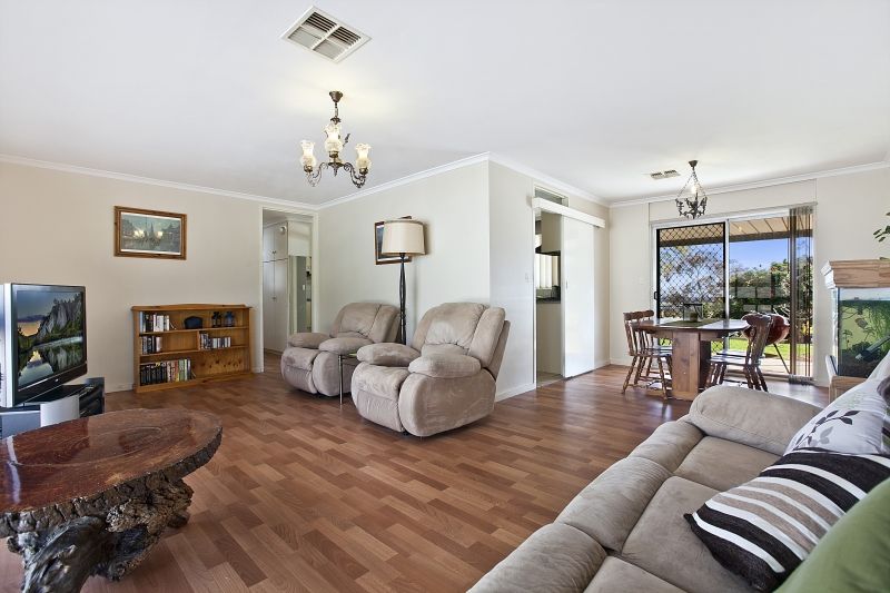 53 McKenzie Crescent, GULFVIEW HEIGHTS SA 5096