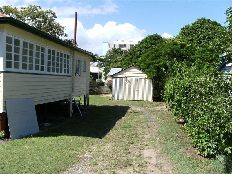 20 KING, URANGAN, QLD 4655