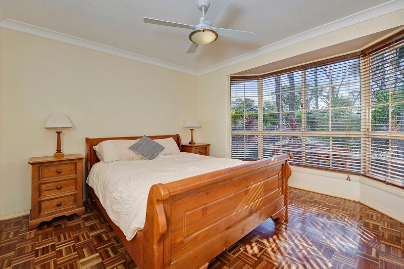 2 Oakwood Place, HORNSBY HEIGHTS, NSW 2077