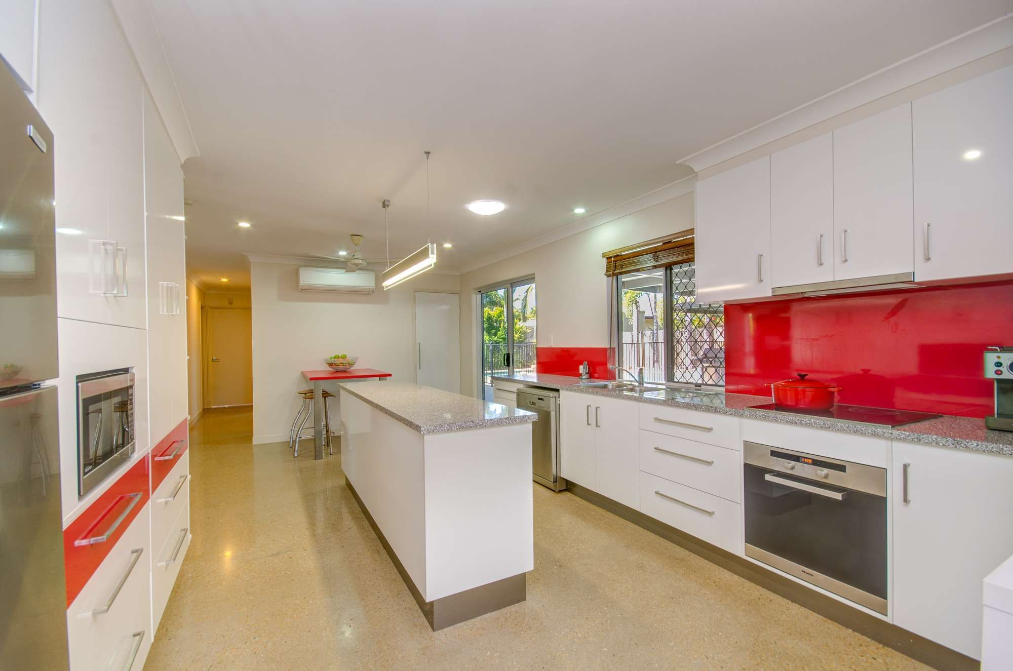 3 Eucalyptus Avenue, ANNANDALE QLD 4814