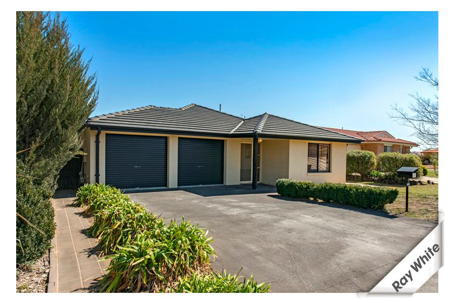 63 Tarrant Crescent, DUNLOP, ACT 2615