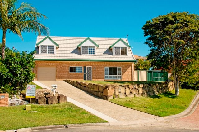 16 Spikes Court, ARUNDEL QLD 4214