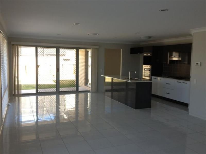 2 Corella Crescent, WARNER, QLD 4500