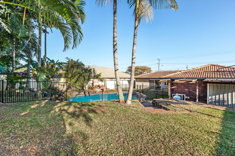 86 Chatswood Road, SPRINGWOOD, QLD 4127