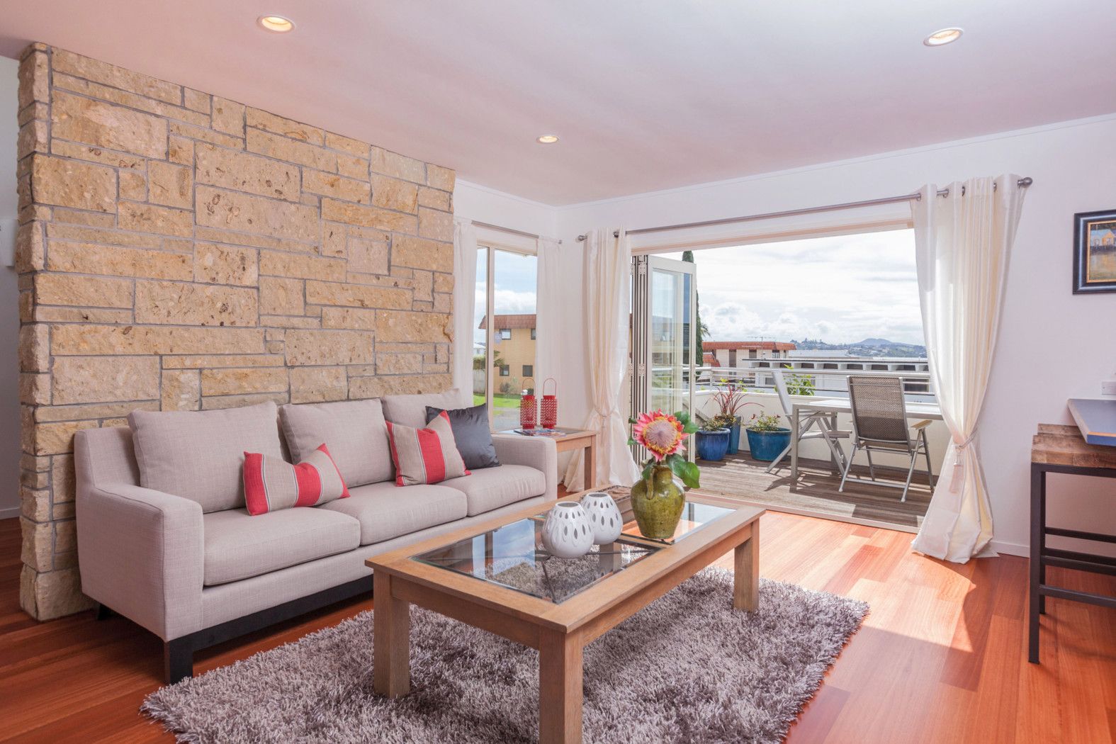 71 Bramley Drive, FARM COVE, Manukau City