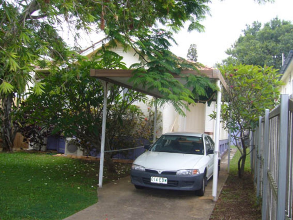 34 Crump Street, HOLLAND PARK WEST, QLD 4121
