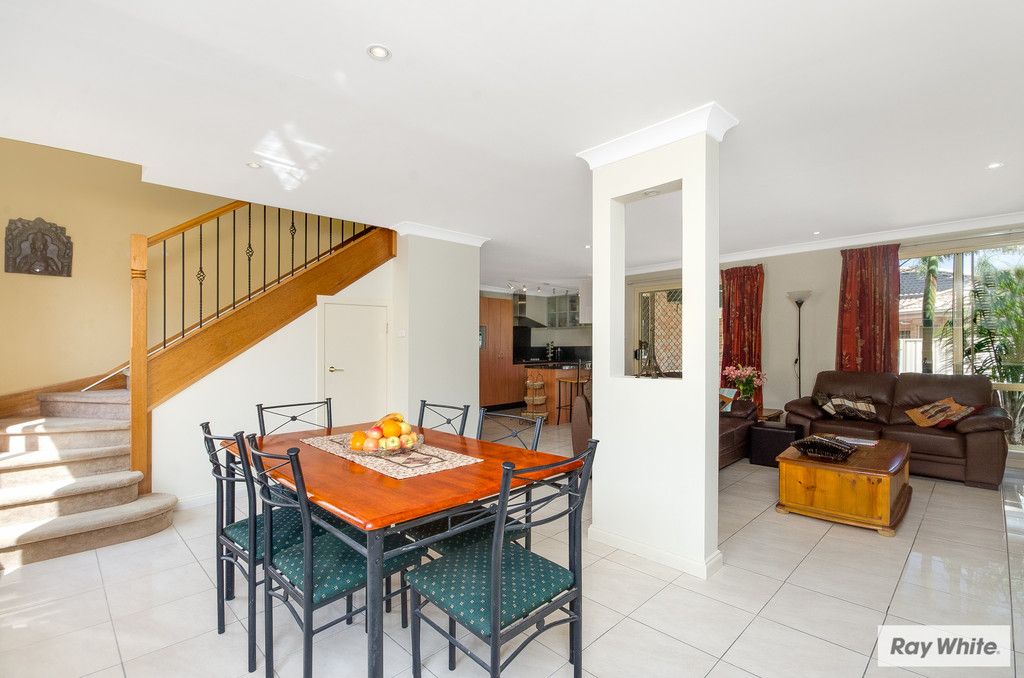 56 Robins Creek Drive, HORSLEY, NSW 2530
