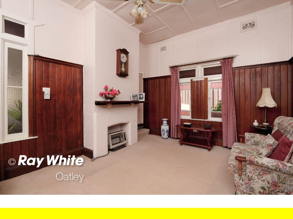 28 Boorara Avenue, OATLEY, NSW 2223