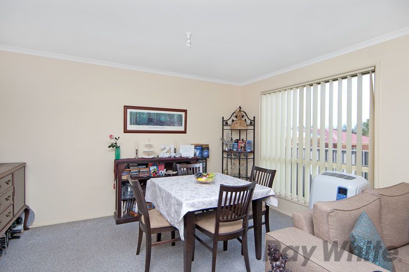9 Roanoke Drive, LAKE MUNMORAH, NSW 2259