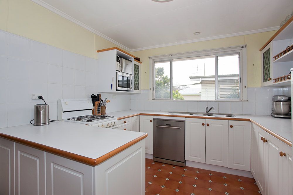 57 Buckland Street, HARRISTOWN, QLD 4350