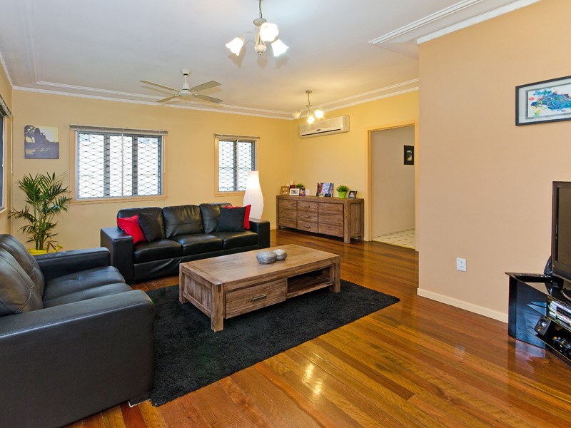 39 Highlands Street, WAVELL HEIGHTS, QLD 4012