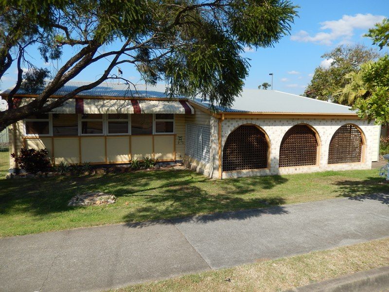 8 Raceview Street, RACEVIEW, QLD 4305