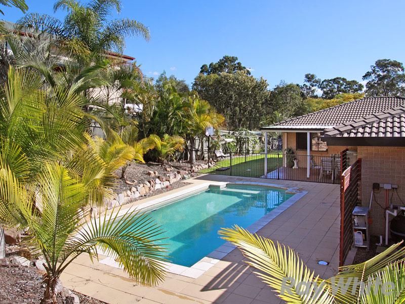 97 Halleys Crescent, BRIDGEMAN DOWNS, QLD 4035