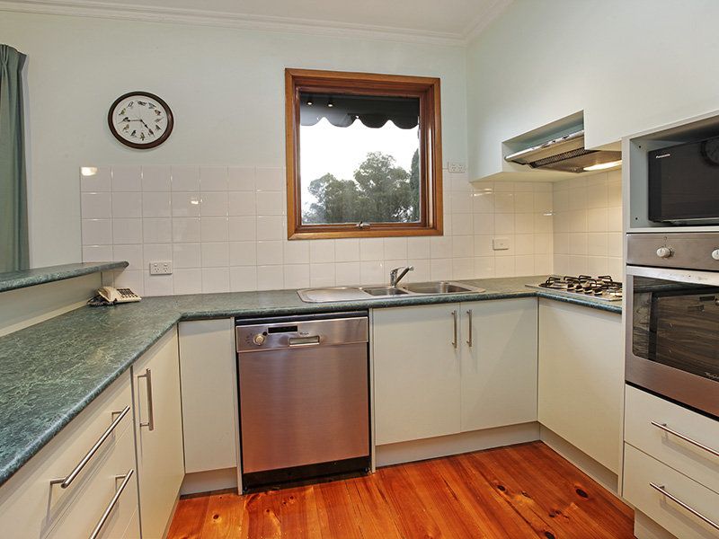 26 Iona Avenue, BELMONT, VIC 3216