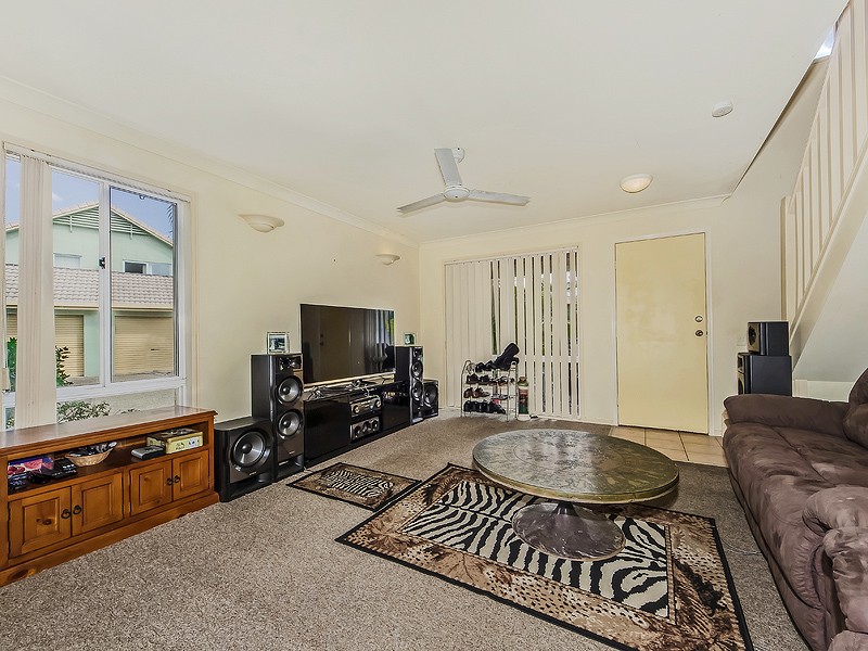 131/215 Cottesloe Drive, MERMAID WATERS, QLD 4218